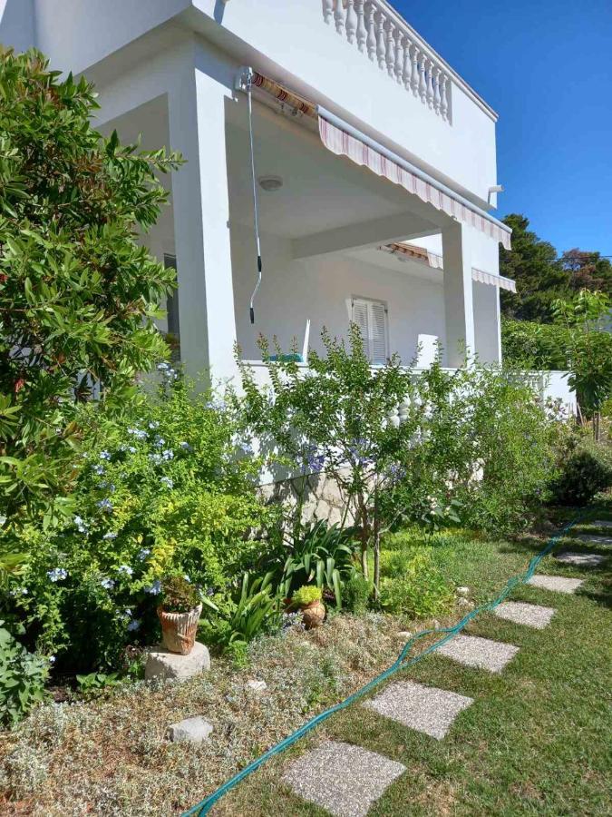 Apartman Katica Banjol Екстер'єр фото