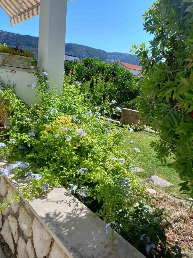 Apartman Katica Banjol Екстер'єр фото