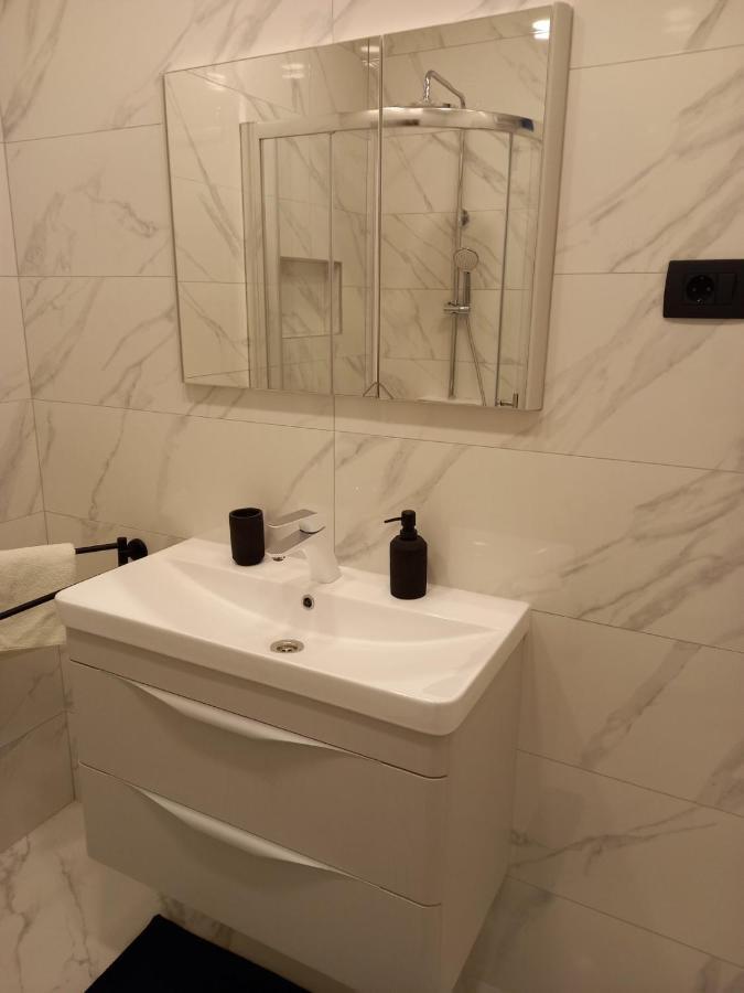 Apartman Katica Banjol Екстер'єр фото