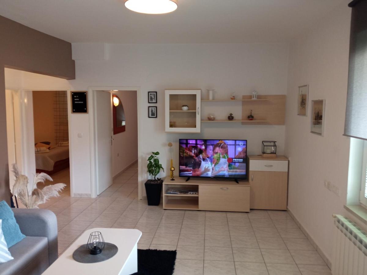 Apartman Katica Banjol Екстер'єр фото