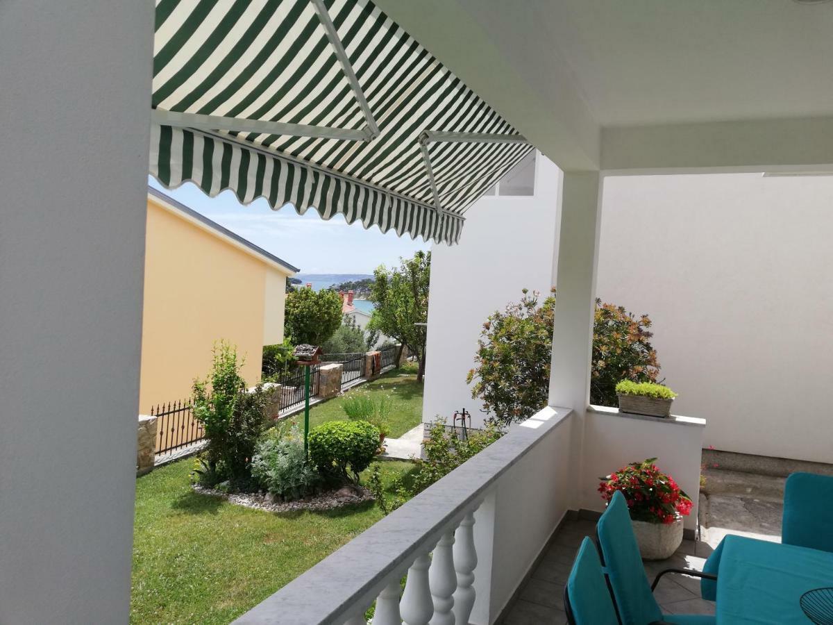 Apartman Katica Banjol Екстер'єр фото